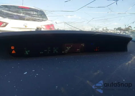 2015 Toyota Prius Three z USA, uszkodzony, nr VIN JTDKN3DU9F0468052